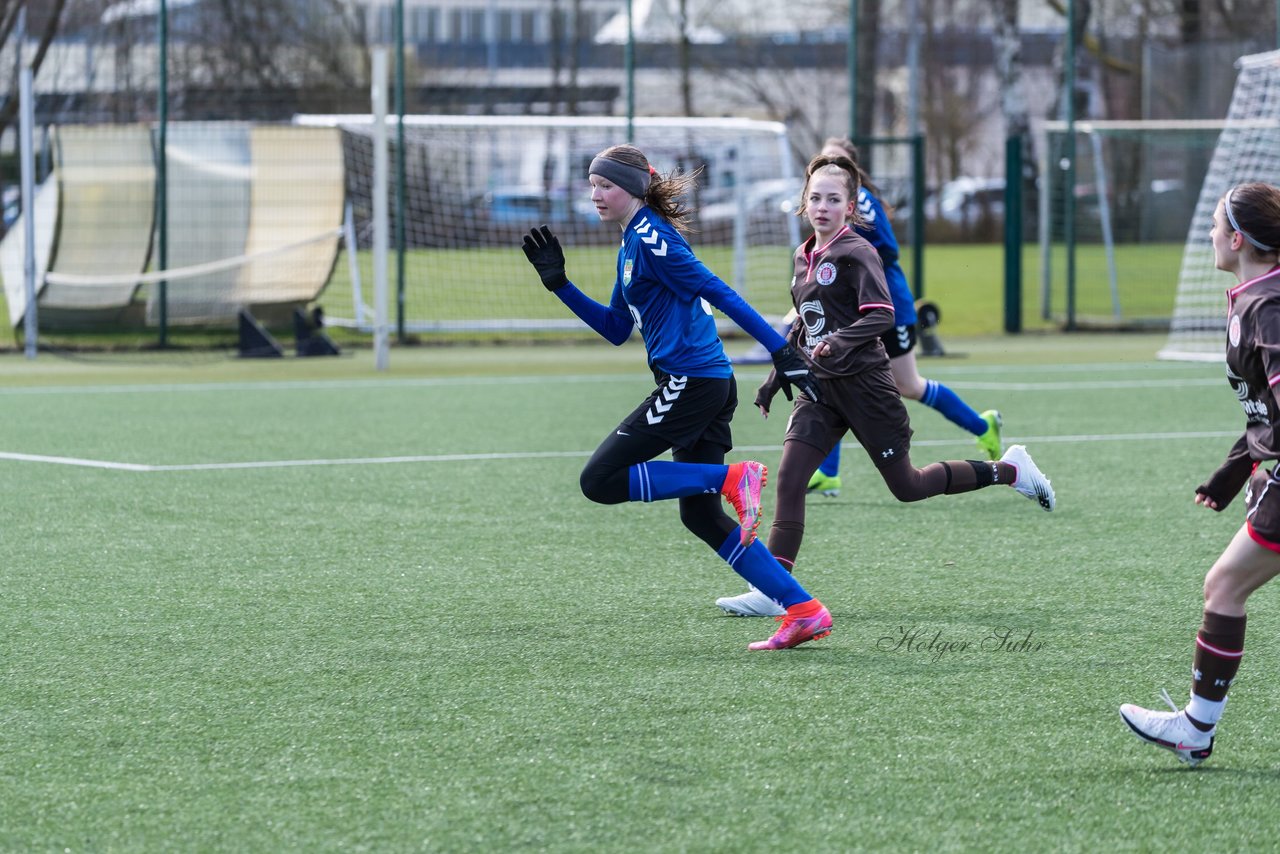 Bild 184 - wBJ Turnier HSV - St. Pauli - B.Moenchengladbach - Alst.Langenhorn